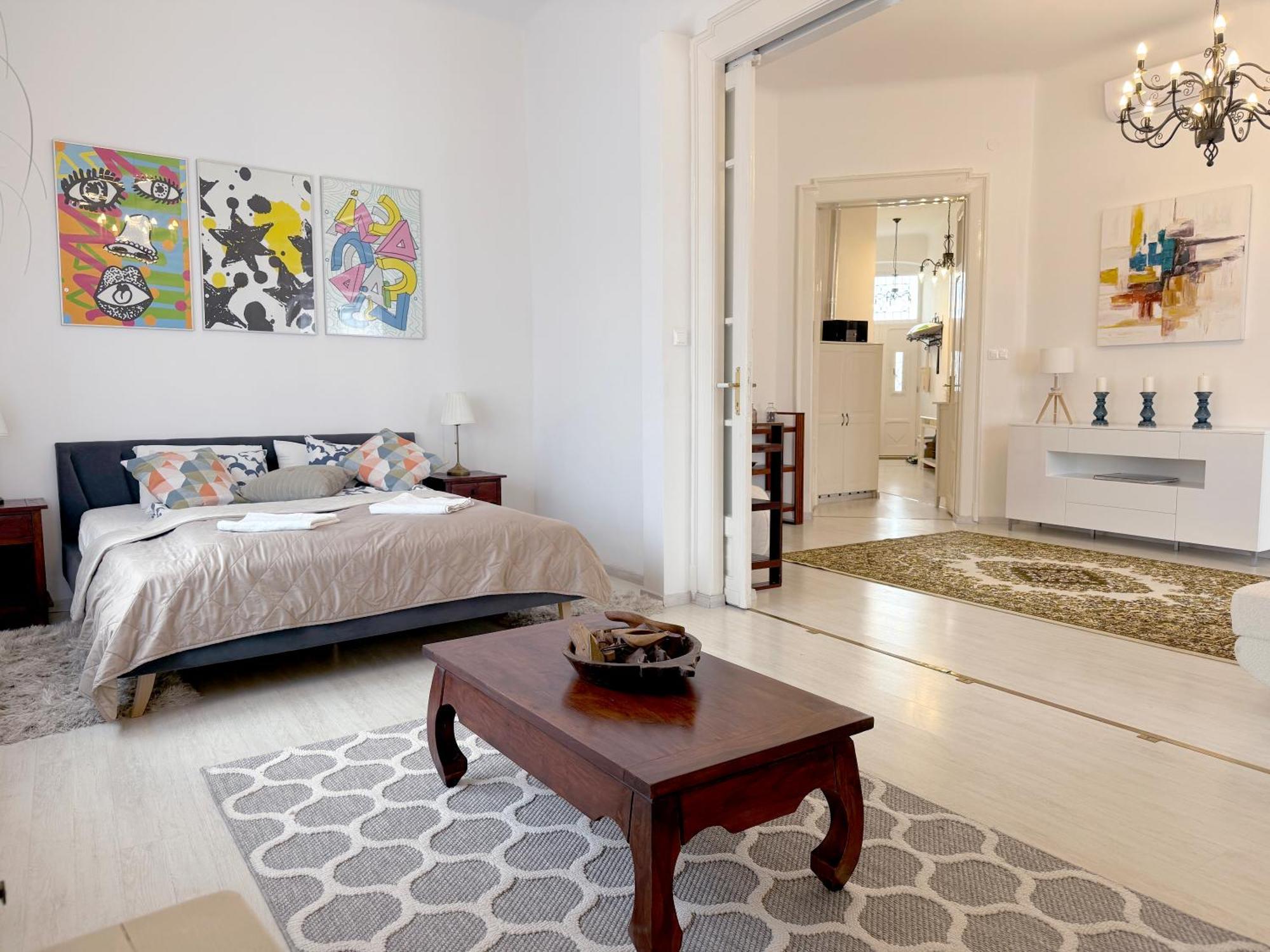 Elegant 125M2 Apartment In Center Of Budapest Exterior foto